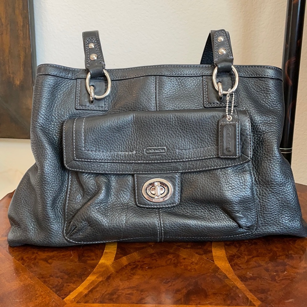 Coach F19044 Penelope HandBag Black Leather